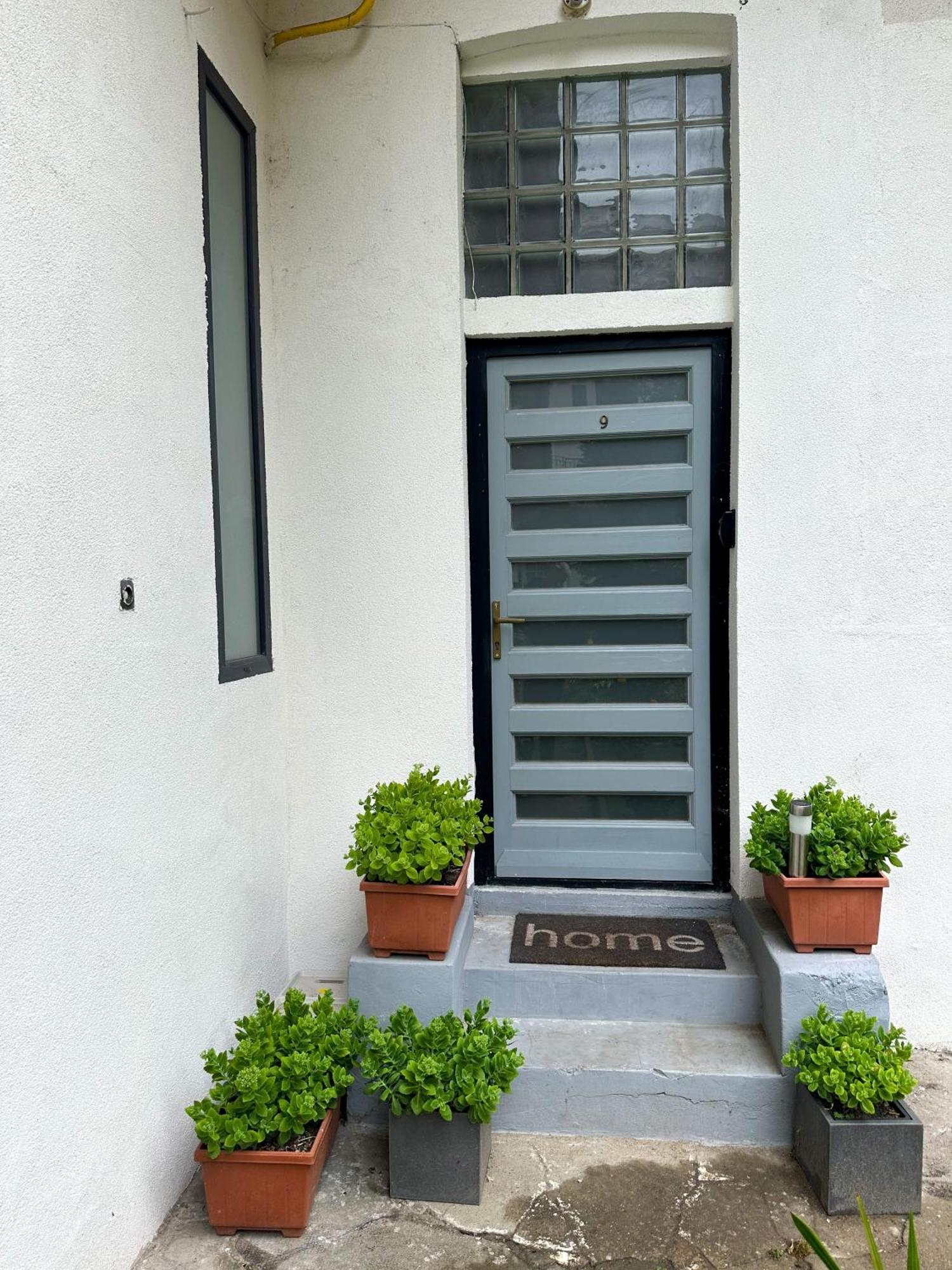 Urban Studio With Private Garden Near Andrassy Budapeszt Zewnętrze zdjęcie